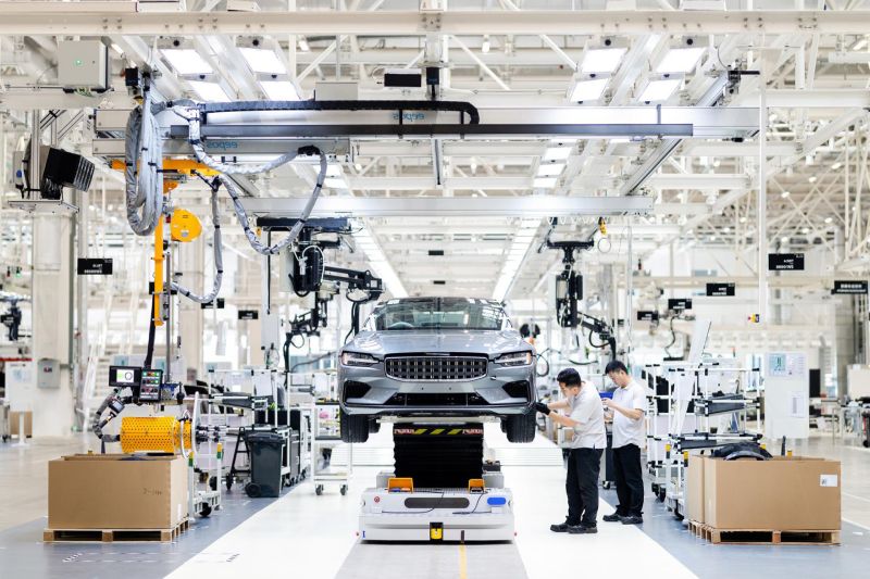 پیشروی صنعت خودروسازی چین به عنوان بزرگترین صادرکننده جهان